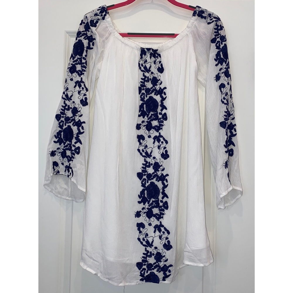 Tobi White/Blue Floral Dress